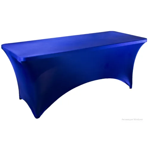 Прямоугольный стол с синим чехлом из стрейча