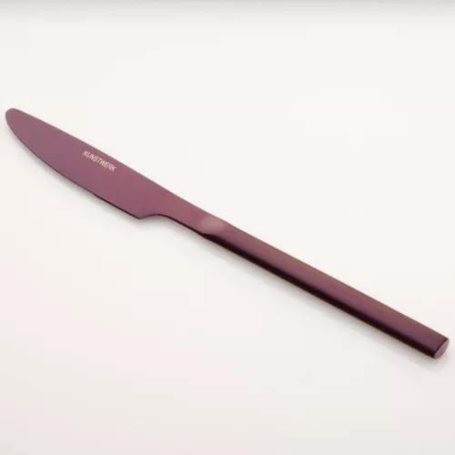 Нож столовый фиолетовый 